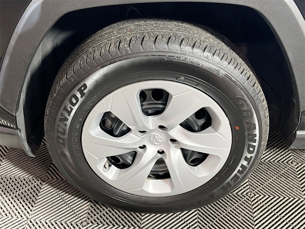 Certified 2024 Toyota RAV4 LE image 27