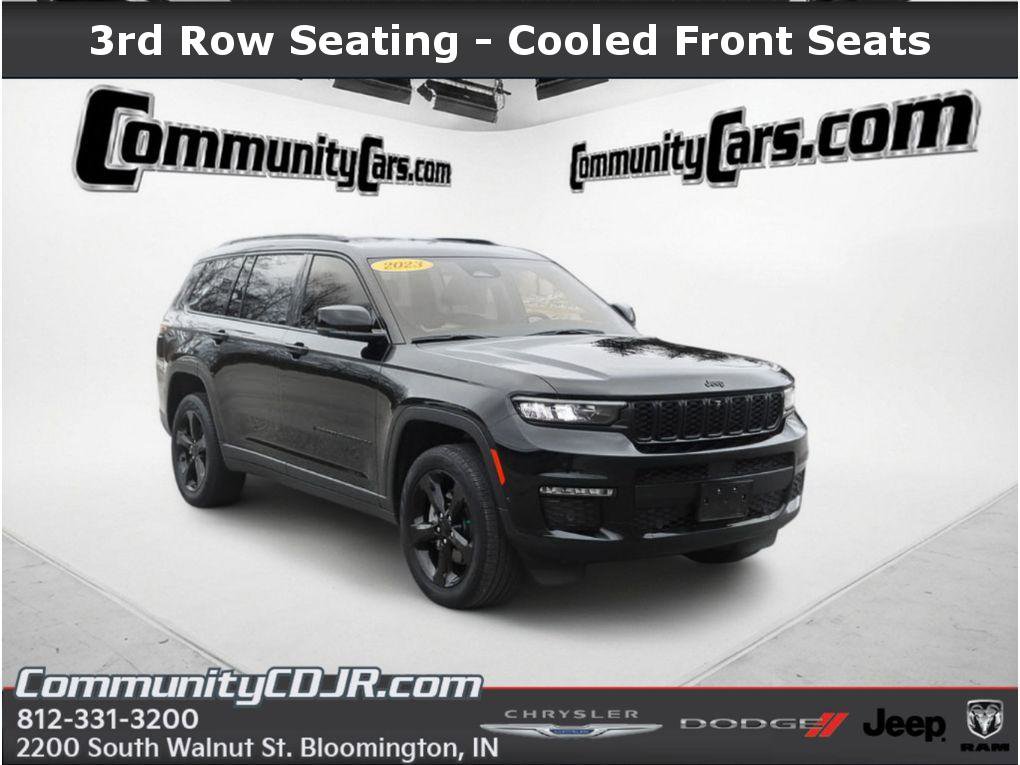 Used 2023 Jeep Grand Cherokee L Limited w/ Luxury Tech Group II image 2