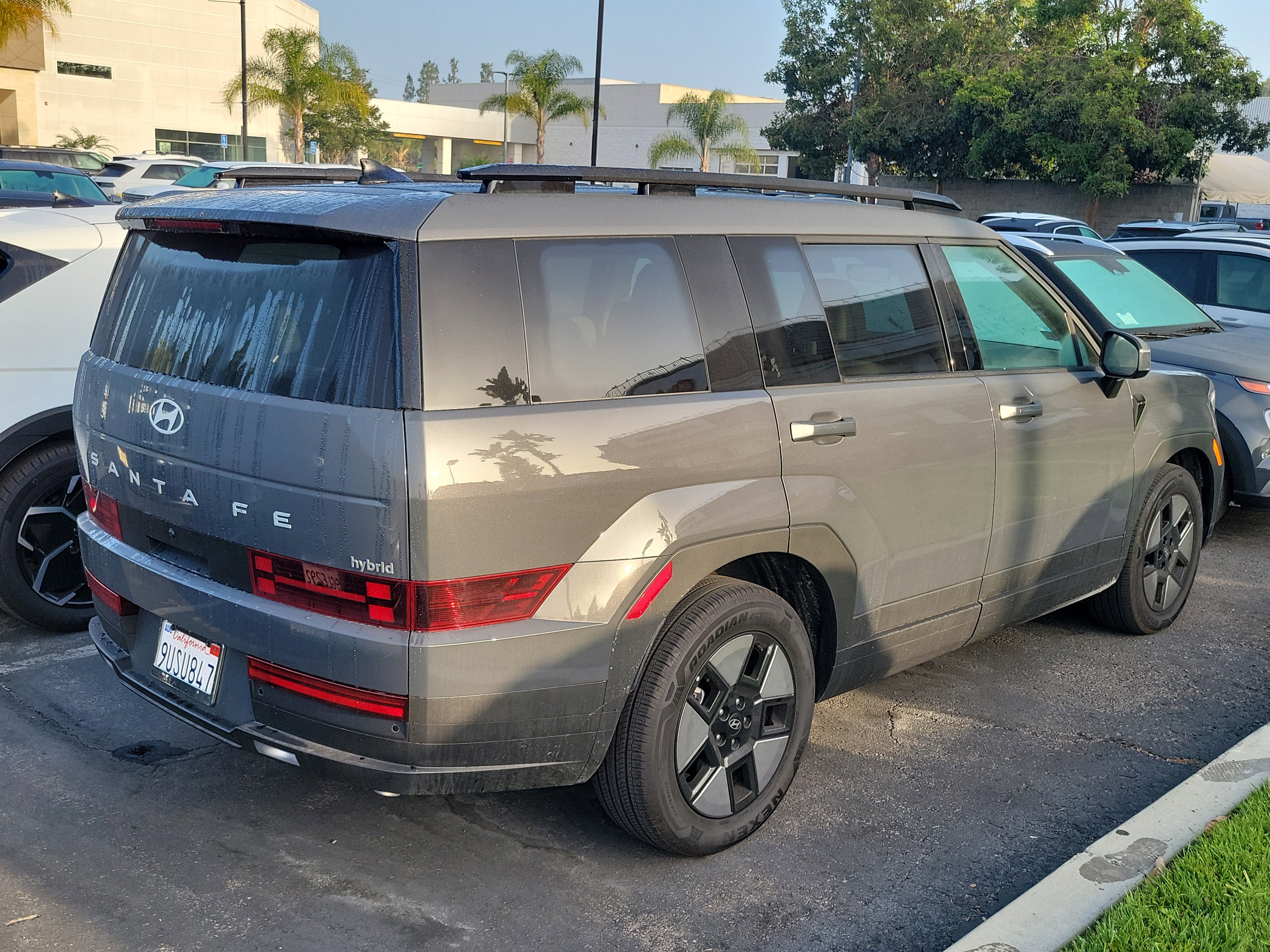 Used 2025 Hyundai Santa Fe SEL FWD image 5