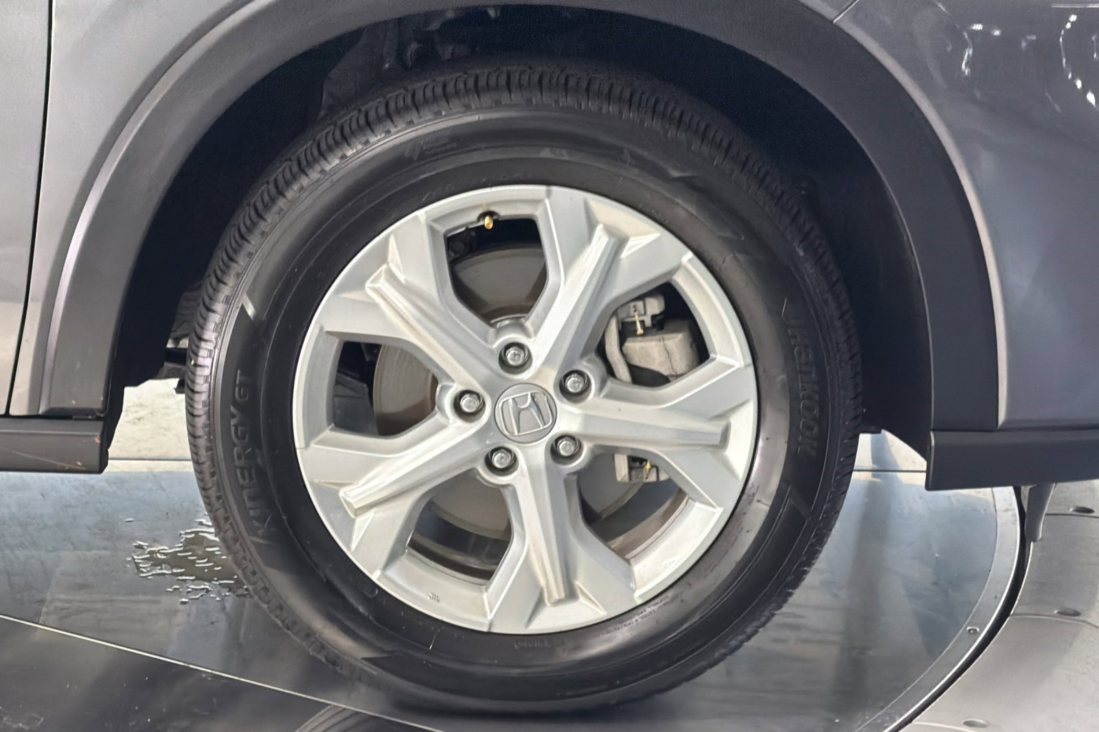 Used 2025 Honda HR-V LX image 12