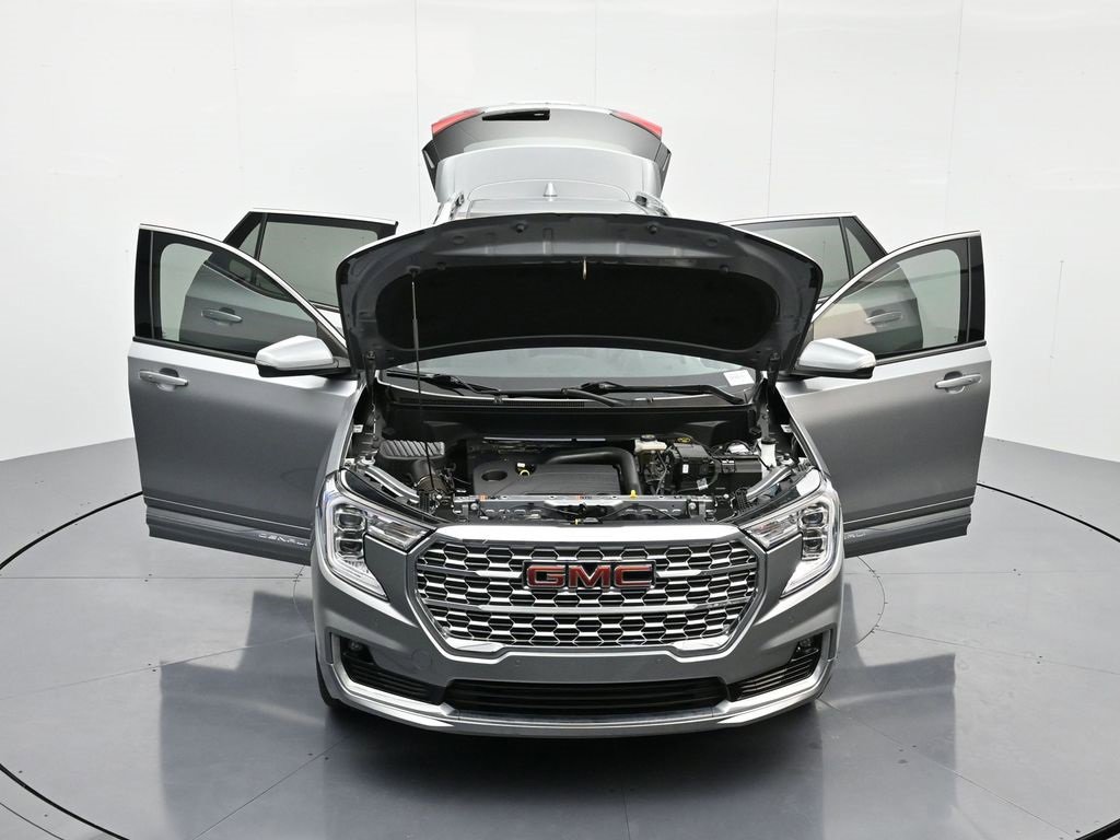 Used 2023 GMC Terrain Denali image 44