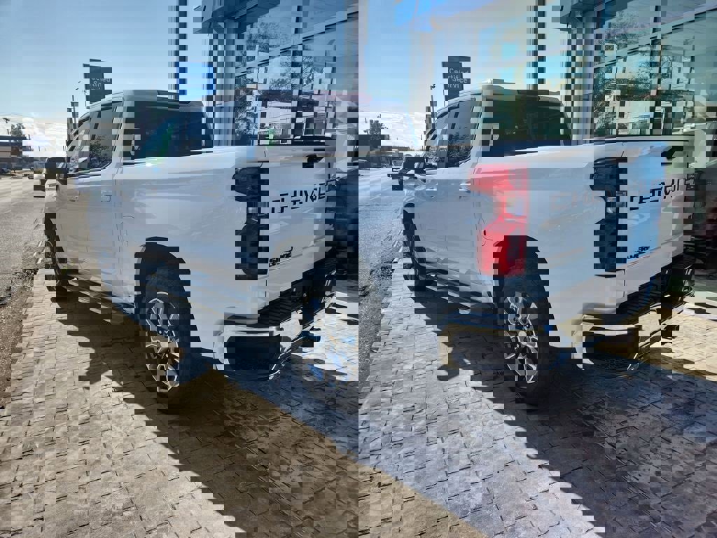 New 2026 Chevrolet Silverado 1500 LT image 7