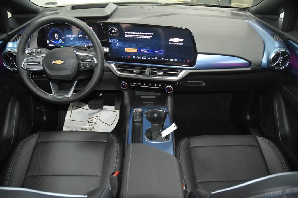 New 2026 Chevrolet Equinox EV LT w/ Convenience Package II AWD/4WD image 21