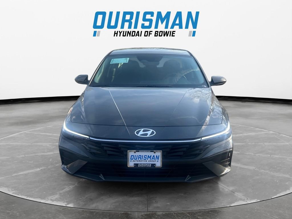 New 2026 Hyundai Elantra SE FWD image 8