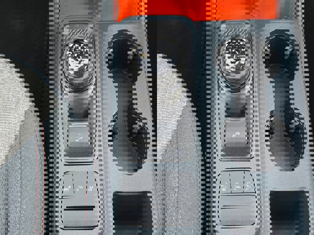 Used 2024 Ford Maverick XLT image 16