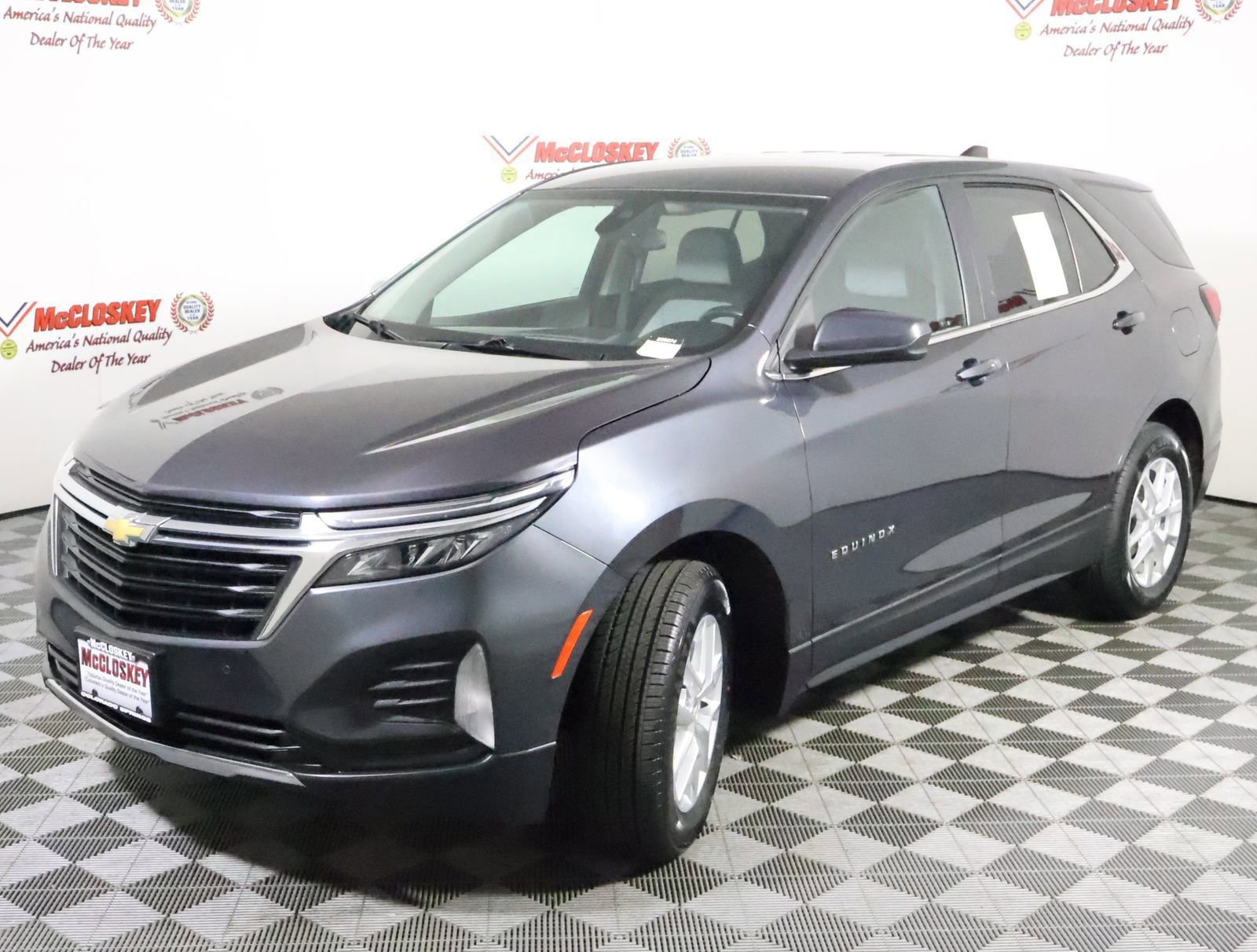 Used 2022 Chevrolet Equinox LT w/ Driver Convenience Package image 23