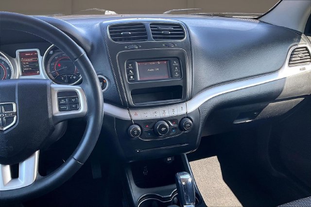 Used 2017 Dodge Journey SXT w/ Premium Group AWD/4WD image 6