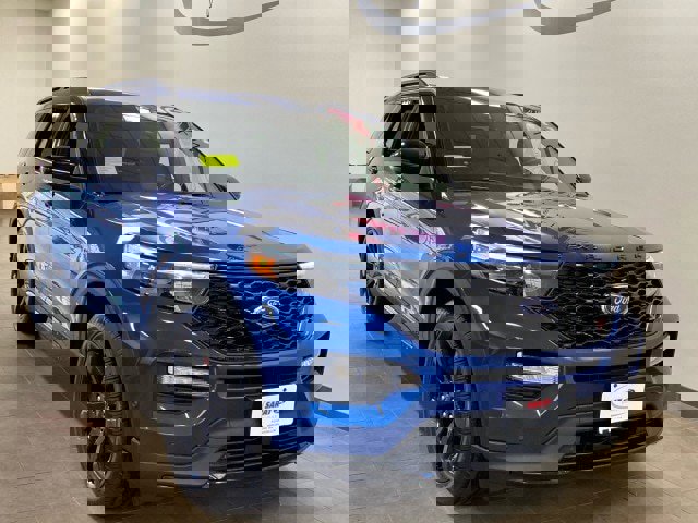 Certified 2023 Ford Explorer ST w/ Equipment Group 401A image 2