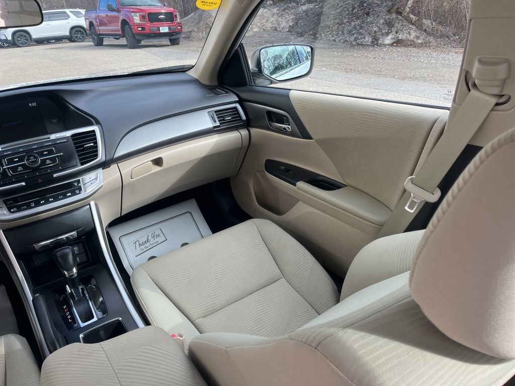 Used 2015 Honda Accord LX image 14