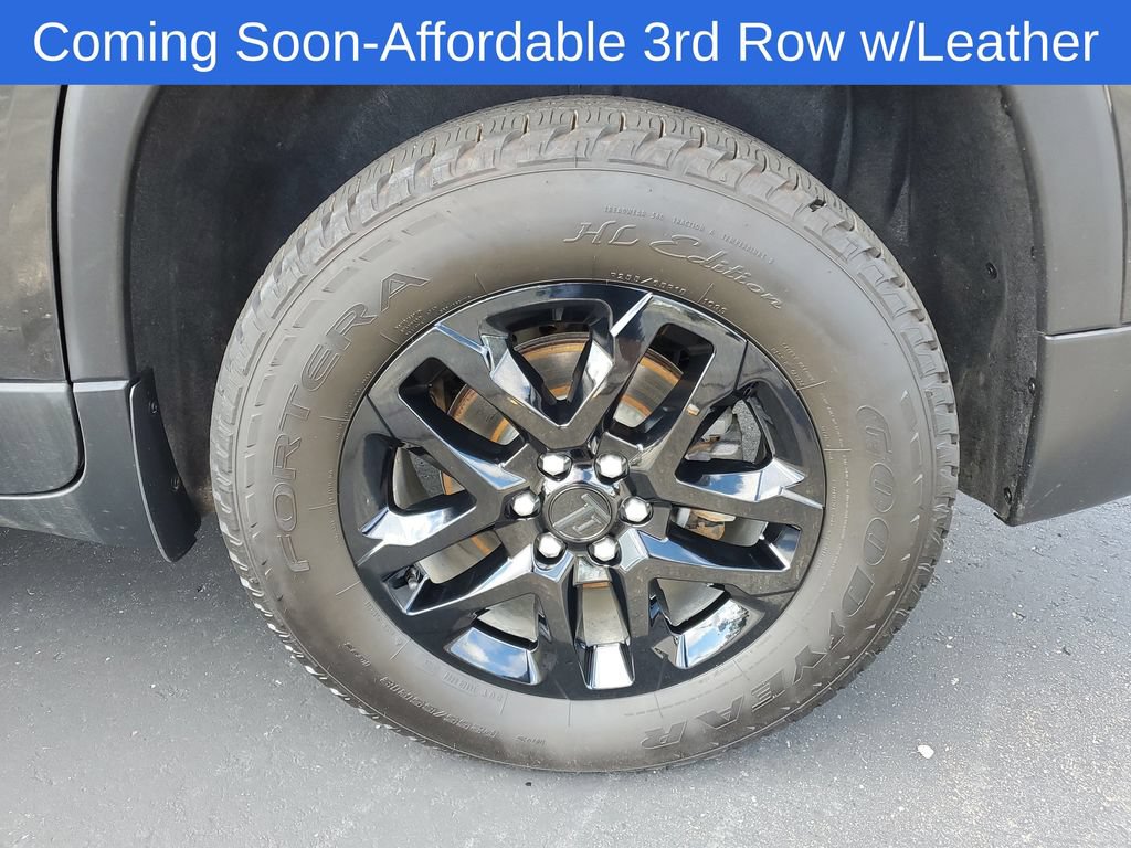 Used 2019 Chevrolet Traverse LT w/ LPO, Blackout Package AWD/4WD image 34