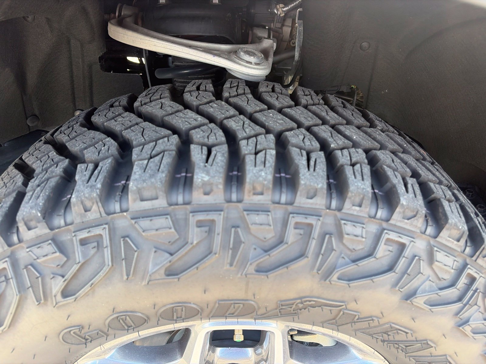 Certified 2025 Ford Bronco Badlands AWD/4WD image 14