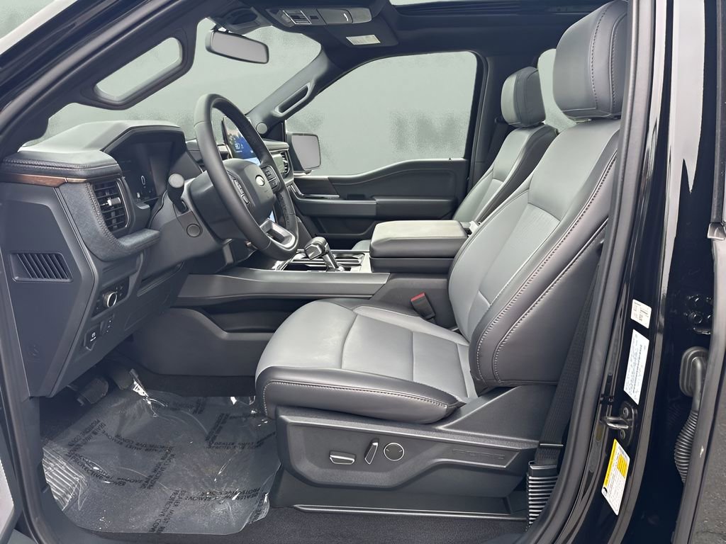 Used 2025 Ford F150 Lightning Lariat AWD/4WD image 9