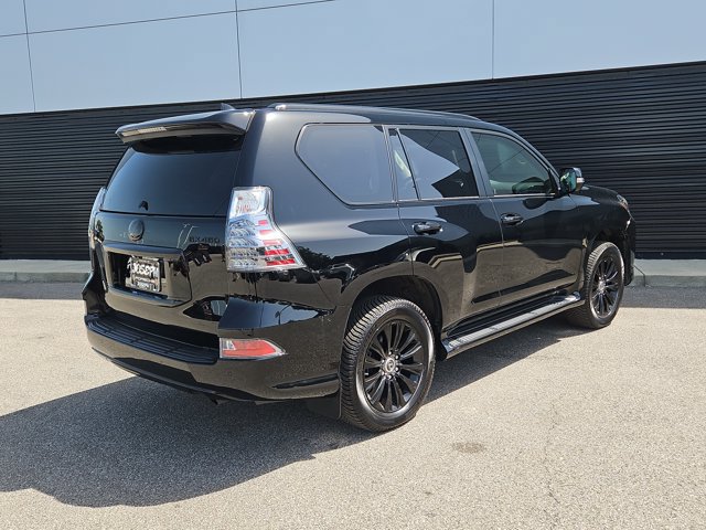 Used 2021 Lexus GX 460 Luxury w/ Accessory Package AWD/4WD image 4