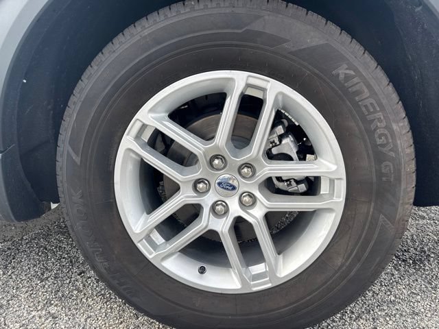 Used 2025 Ford Explorer Active w/ Active Comfort Package RWD image 10