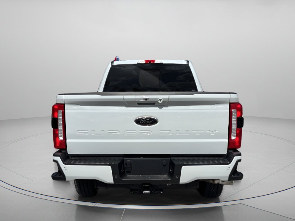 Used 2026 Ford F250 Lariat w/ Black Appearance Package image 4