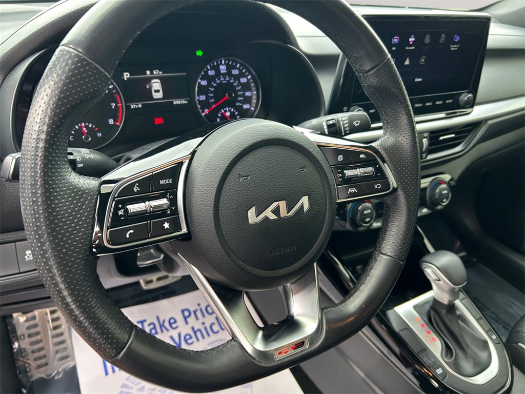 Used 2023 Kia Forte GT-Line image 12