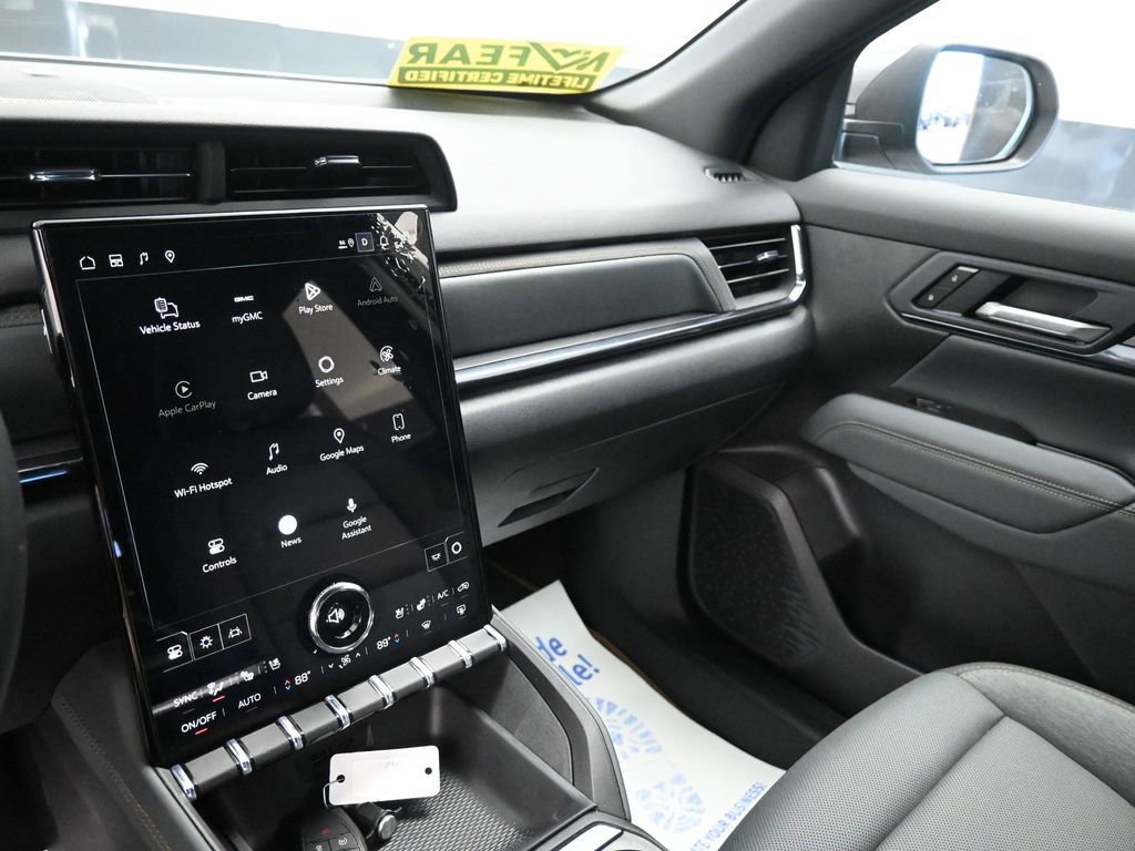 New 2026 GMC Terrain AT4 w/ Convenience Package III image 18