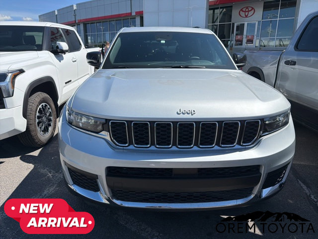 Used 2025 Jeep Grand Cherokee L Laredo w/ Trailer Tow Package image 2