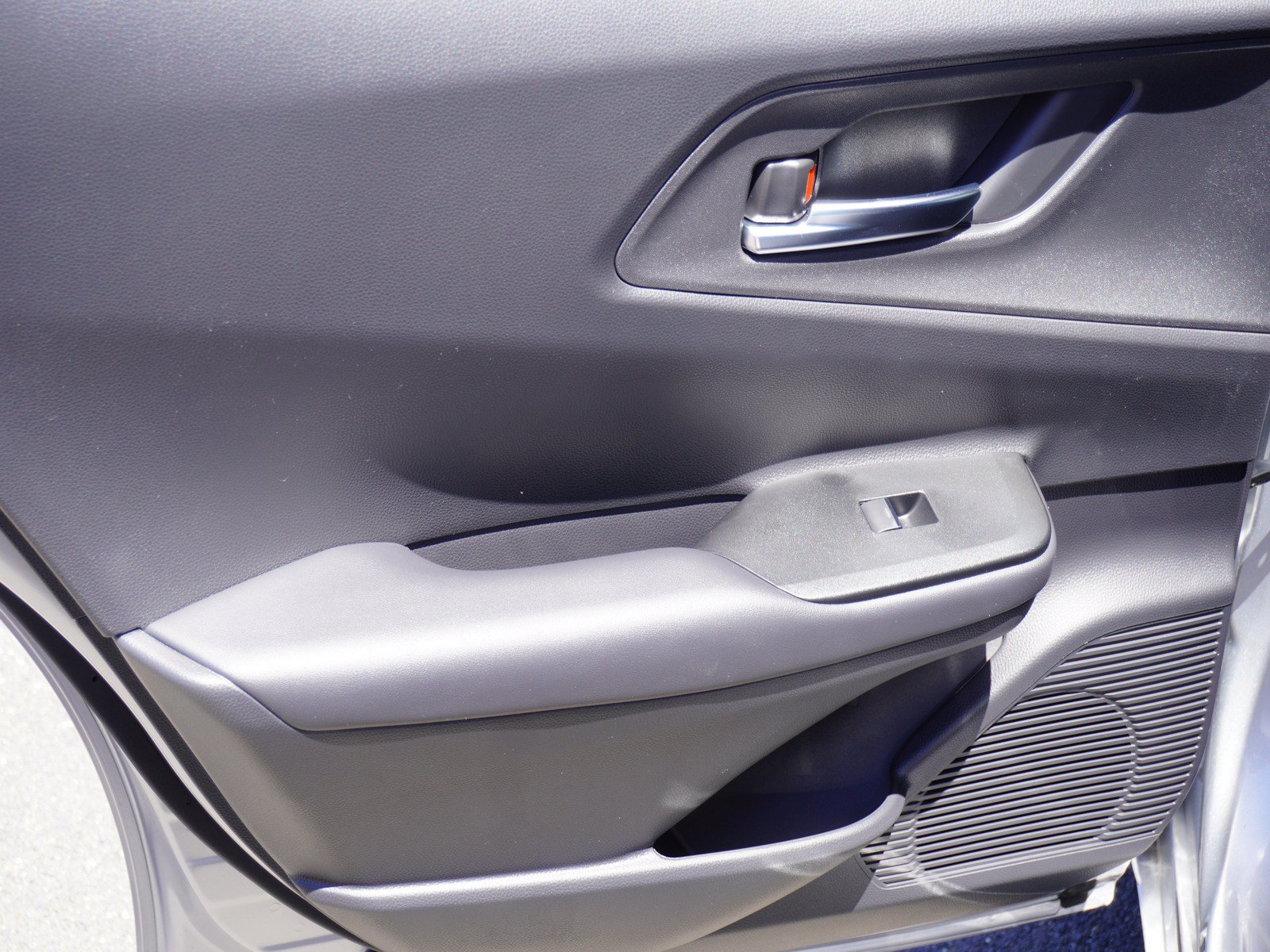 New 2026 Toyota Prius Plug-In Hybrid FWD image 12