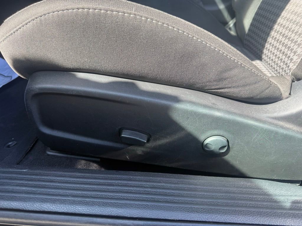 Used 2022 Dodge Challenger R/T image 16