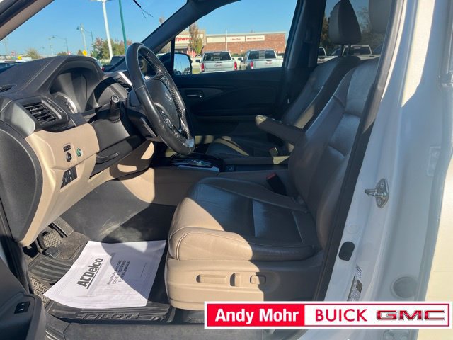 Used 2017 Honda Pilot Touring image 20