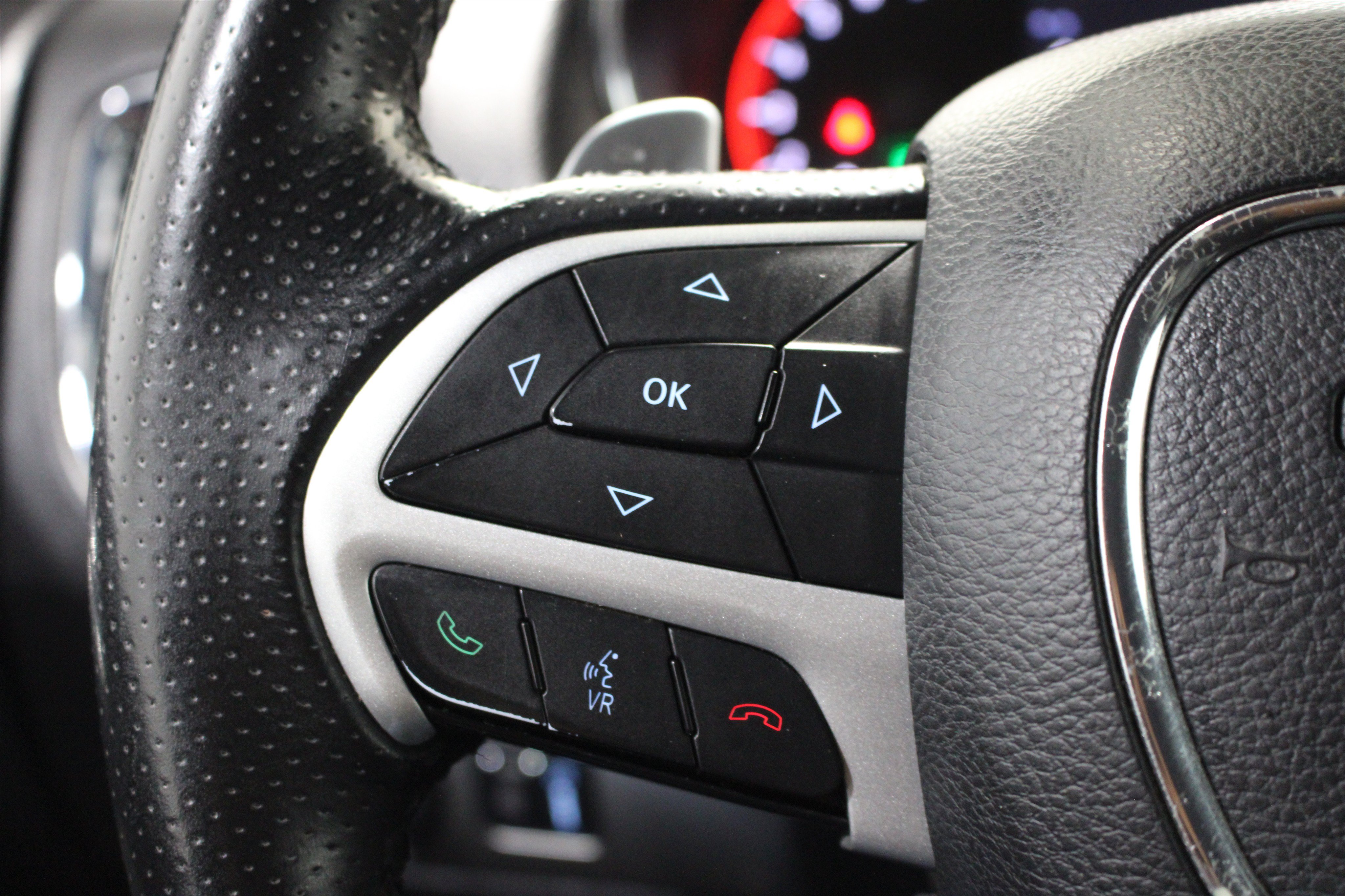 Used 2014 Dodge Durango R/T w/ Premium Nappa Leather Group RWD image 11