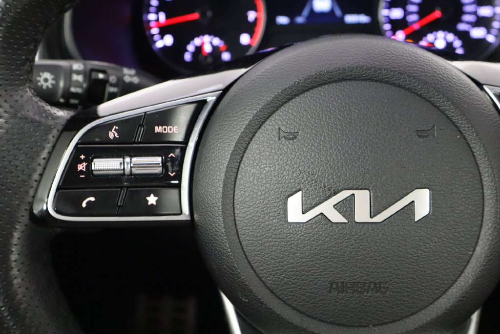 Used 2023 Kia Forte GT-Line FWD image 8