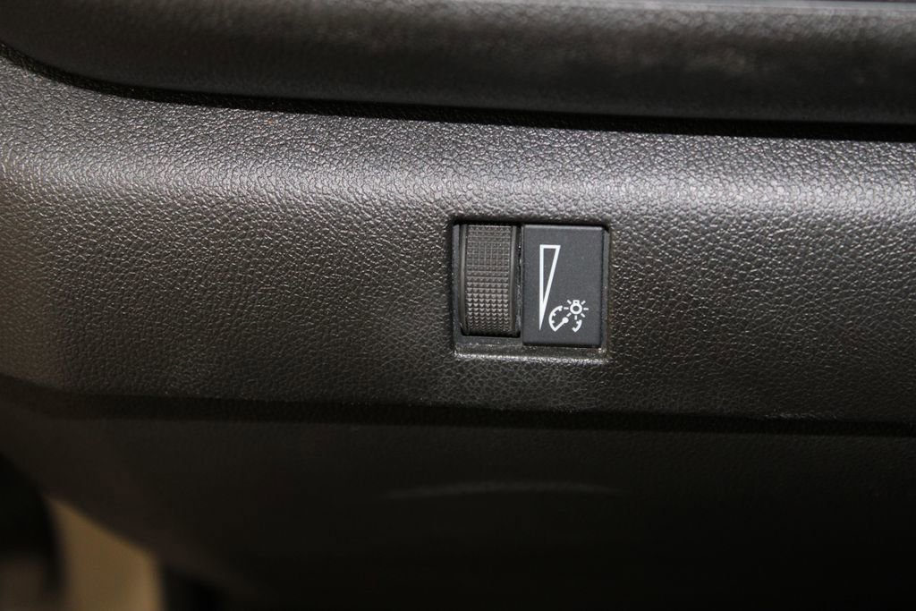 Used 2024 Chevrolet Colorado W/T image 21