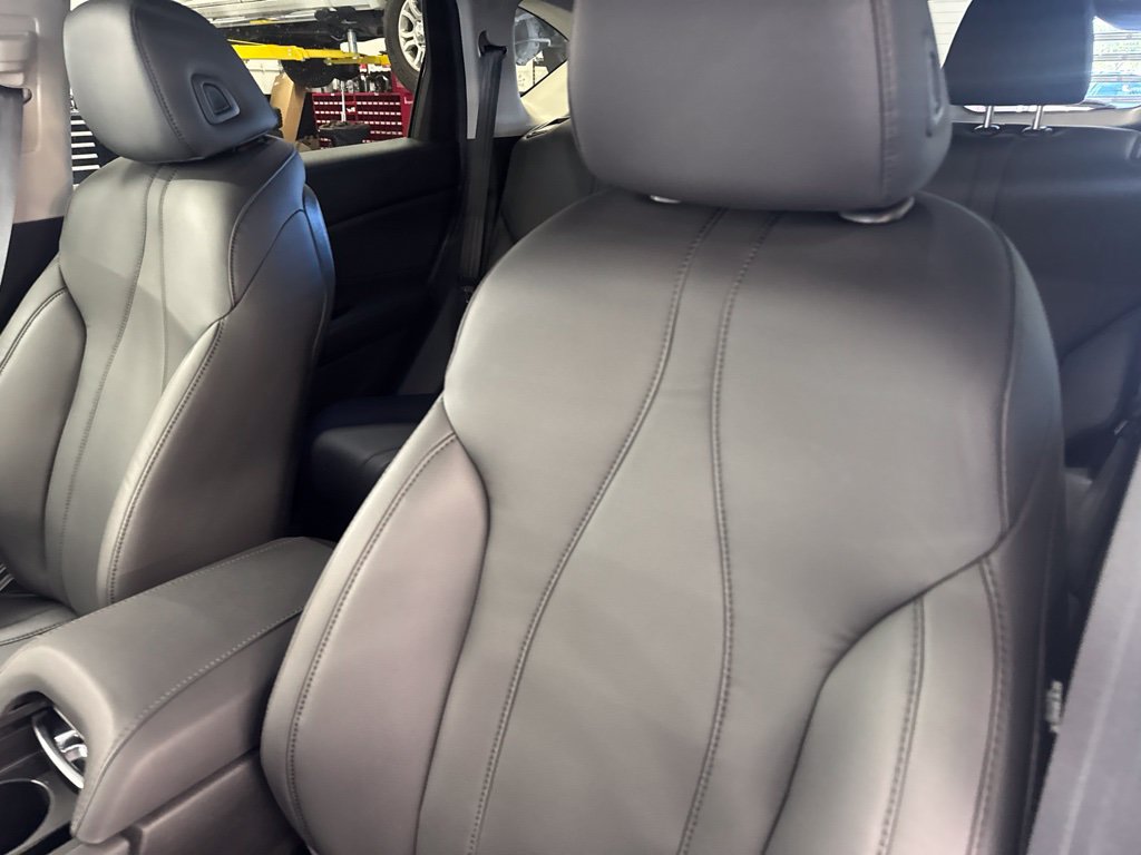 Used 2024 Acura RDX SH-AWD image 13