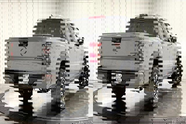 Used 2024 Nissan Frontier PRO-4X w/ Off-Road Protection Package image 13