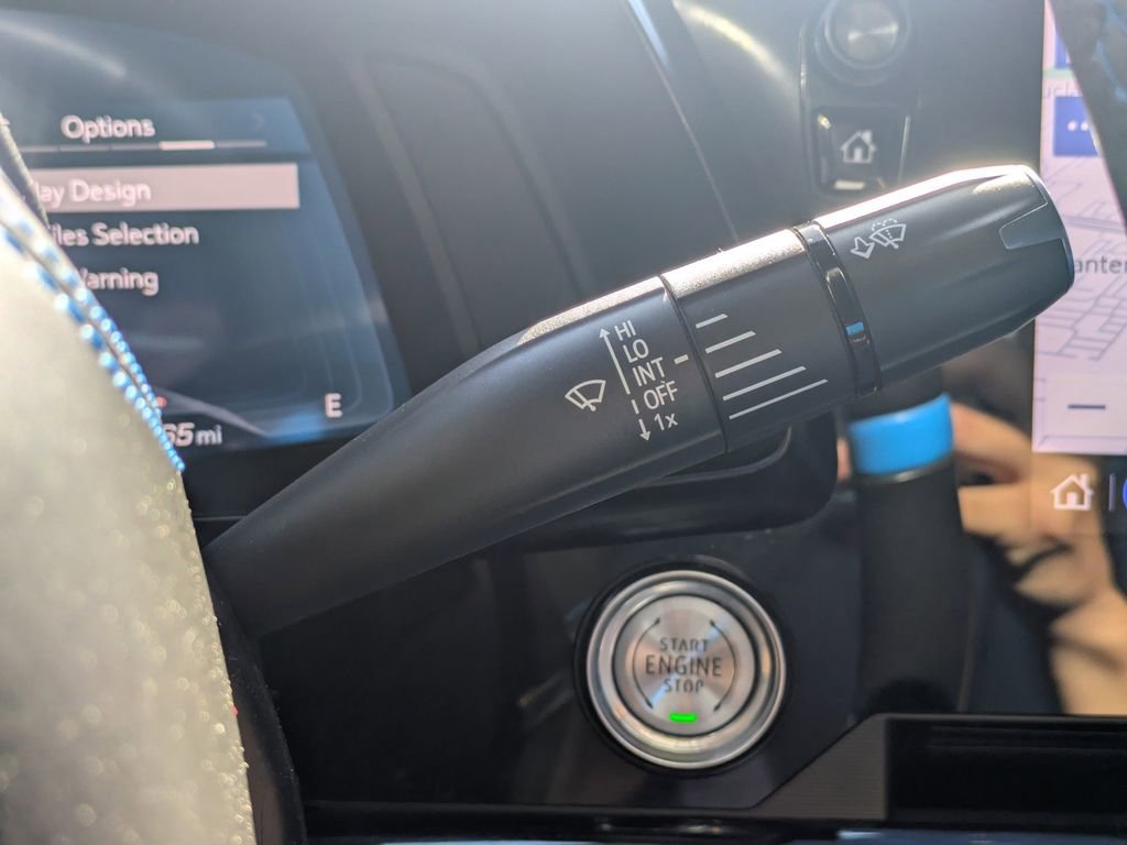 Used 2023 Chevrolet Corvette Stingray Premium Conv w/ Z51 Performance Package image 27