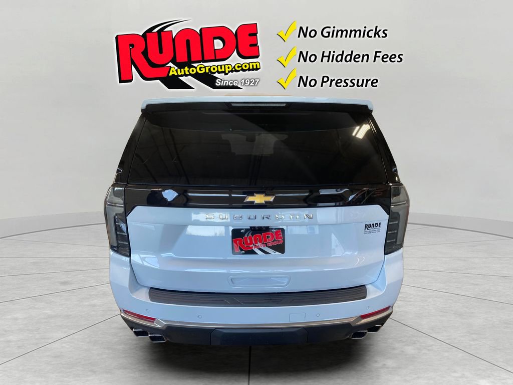 New 2026 Chevrolet Suburban High Country image 3