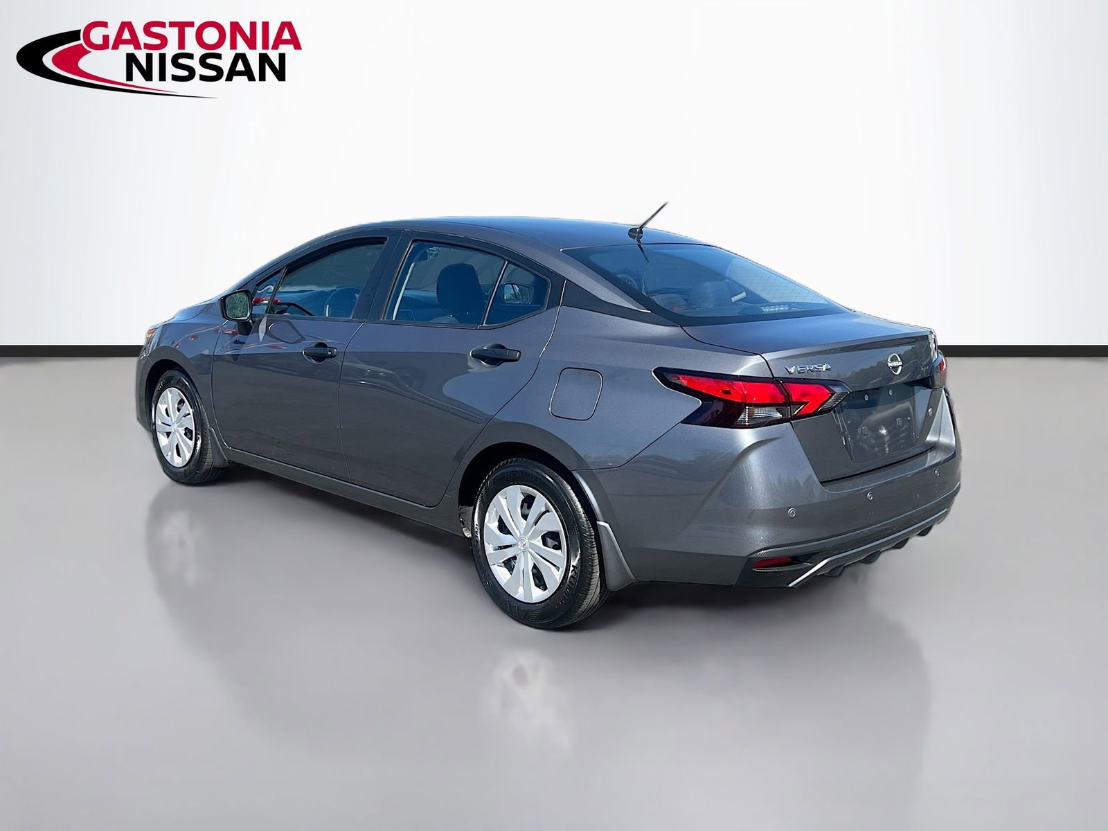 Used 2025 Nissan Versa S w/ Trunk Package image 6