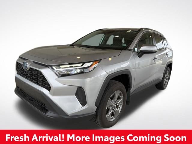 Used 2024 Toyota RAV4 XLE image 1