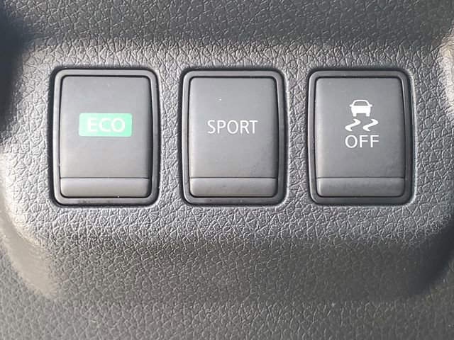 Used 2017 Nissan Sentra SV image 17