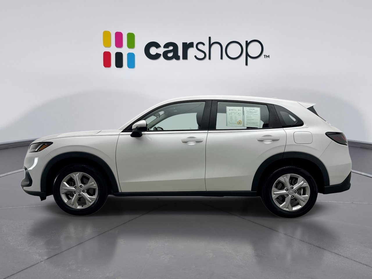 Used 2024 Honda HR-V LX image 2
