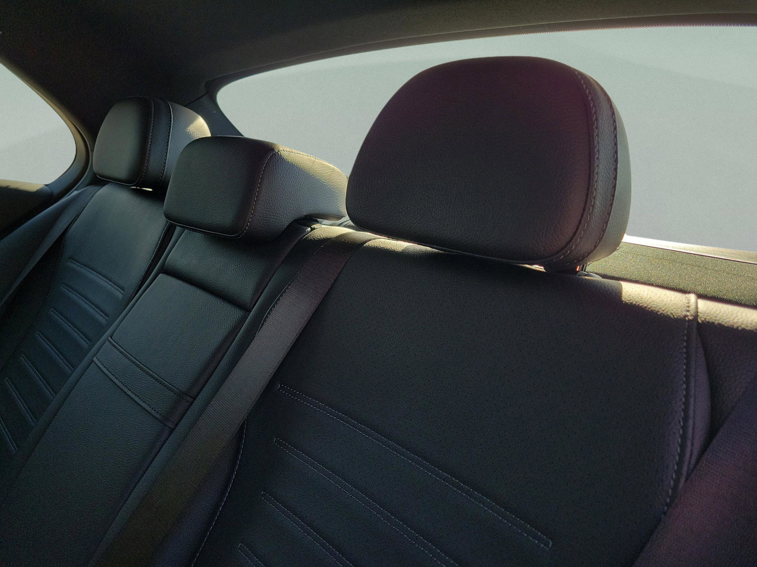 Used 2025 Mercedes-Benz C 300 Sedan image 5