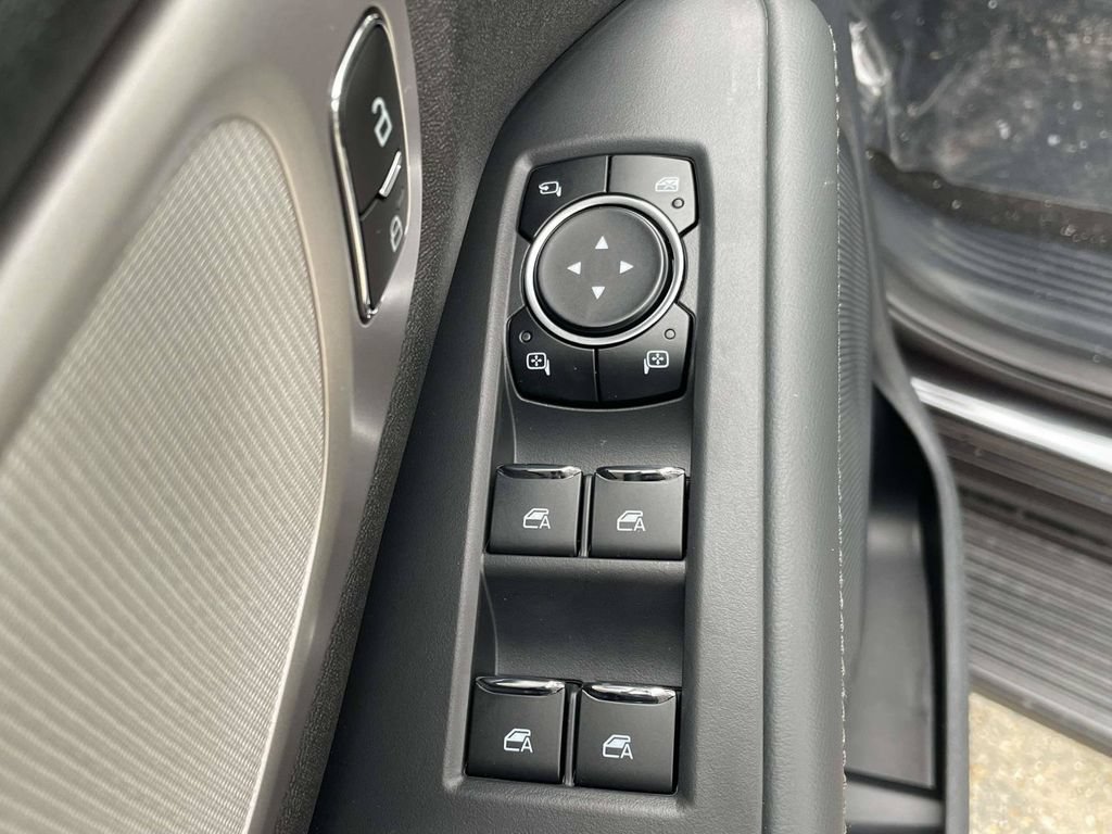 New 2026 Ford Expedition Max Active RWD image 14
