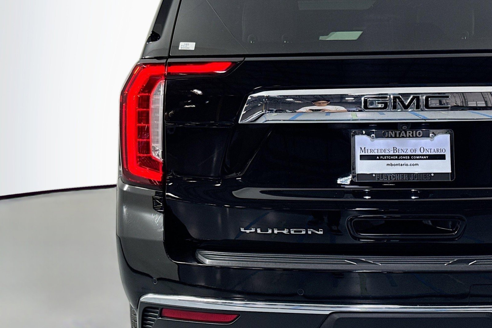 Used 2023 GMC Yukon XL SLT image 16