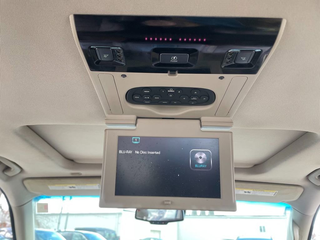 Used 2015 Chevrolet Tahoe LTZ image 29