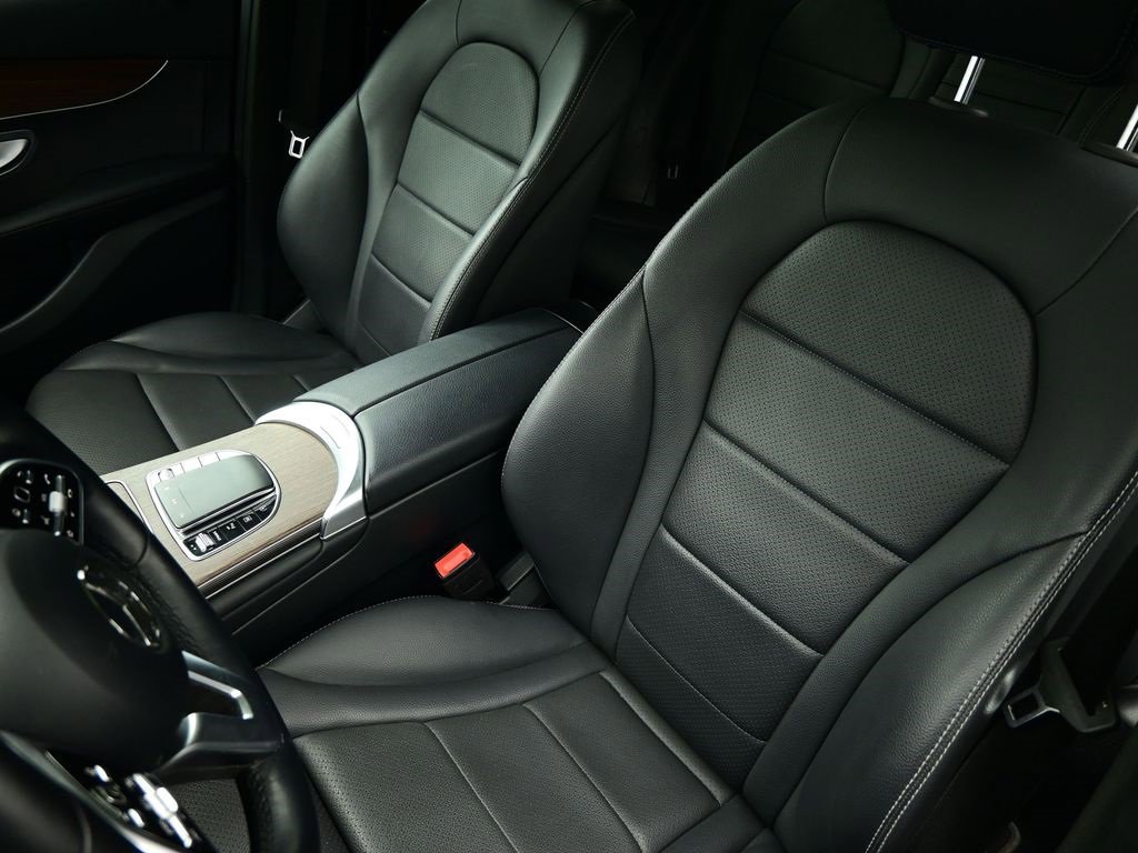 Used 2022 Mercedes-Benz GLC 300 4MATIC image 20