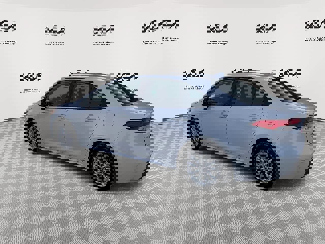 Used 2023 Toyota Corolla LE w/ LE Convenience Package image 6