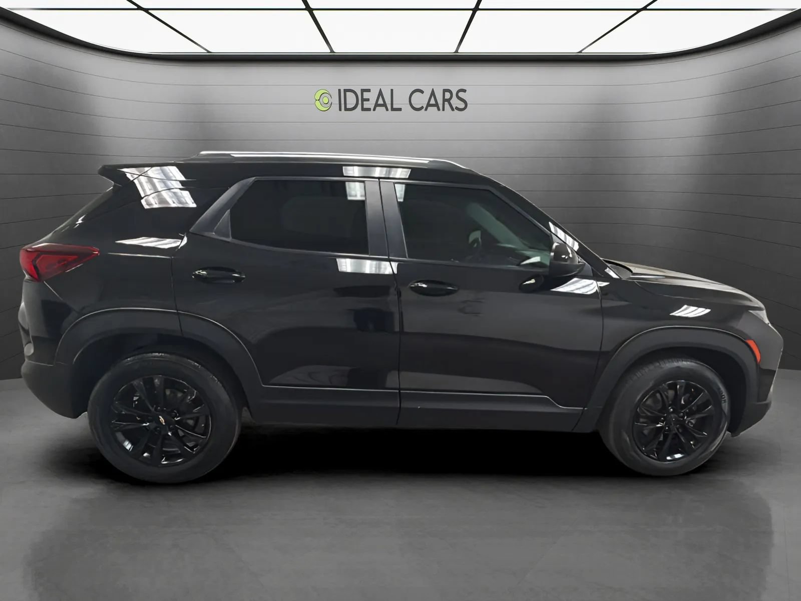 Used 2023 Chevrolet TrailBlazer LT FWD image 6