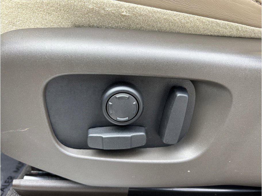 Used 2020 Land Rover Range Rover Sport HSE image 22