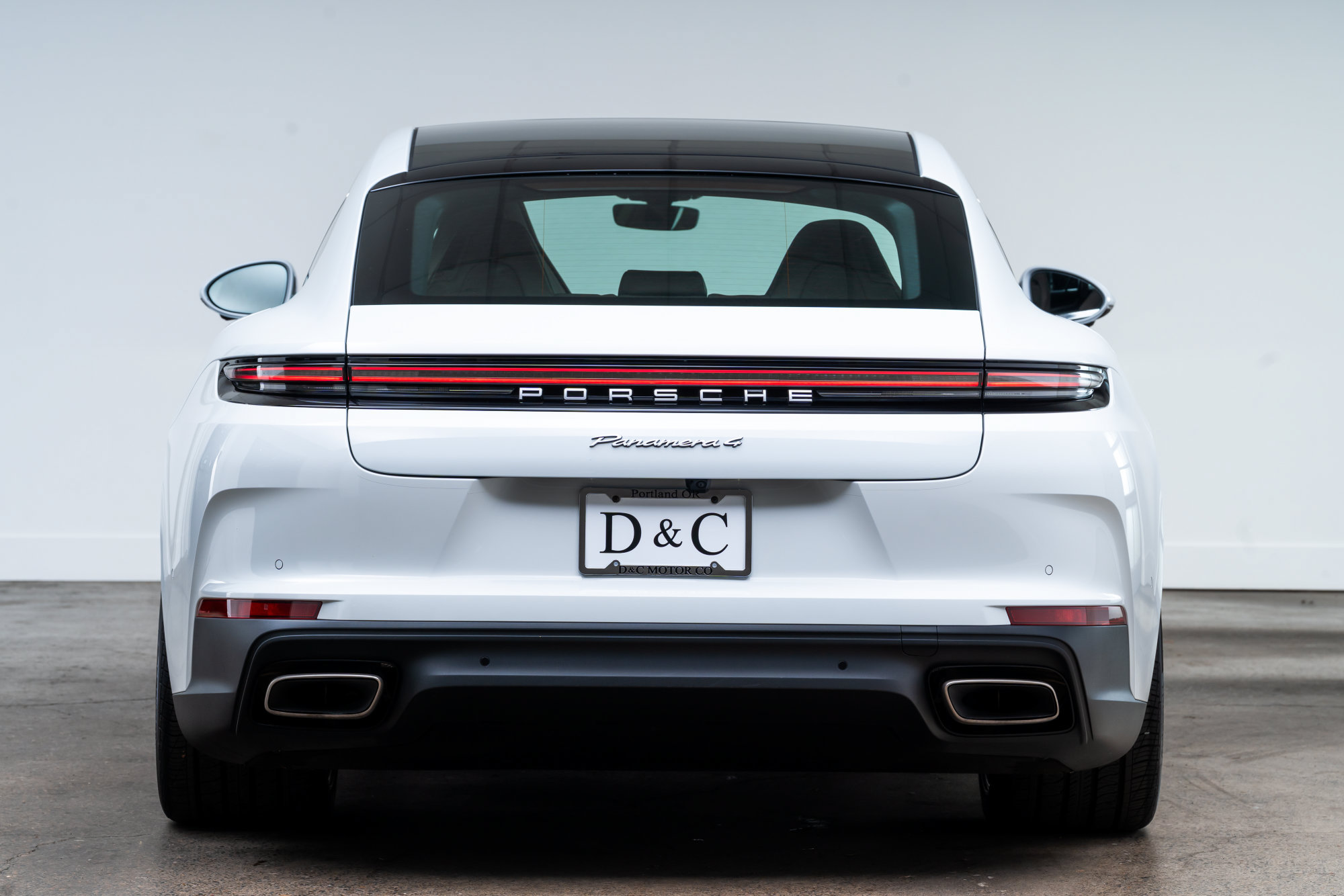 Used 2026 Porsche Panamera 4 E-Hybrid AWD/4WD image 7