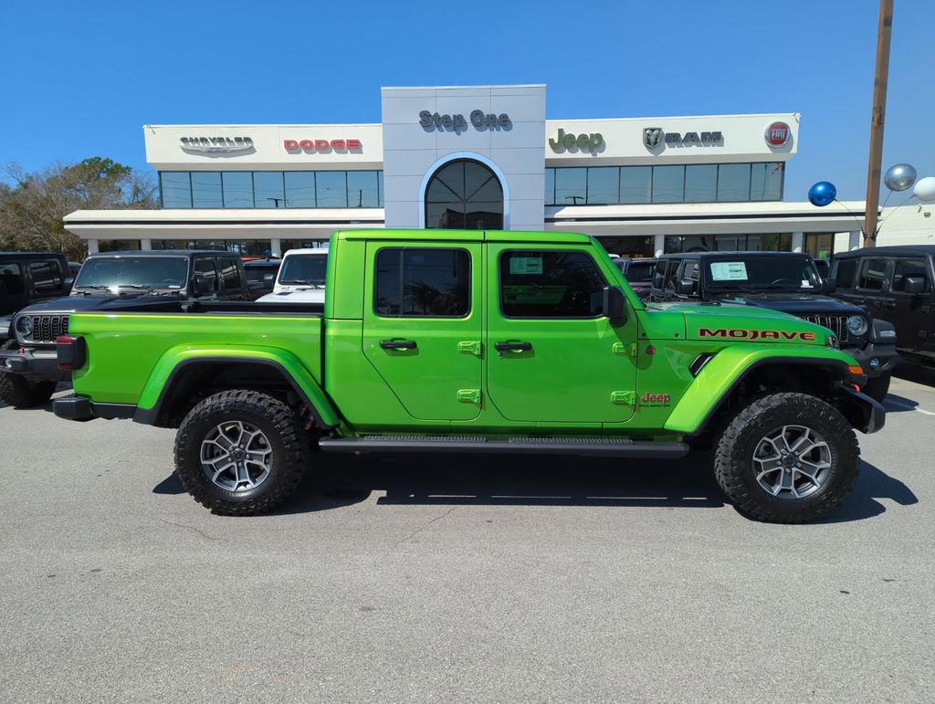 New 2026 Jeep Gladiator Mojave AWD/4WD image 4