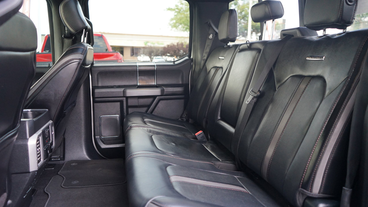 Used 2019 Ford F150 Platinum w/ Equipment Group 701A Luxury image 25