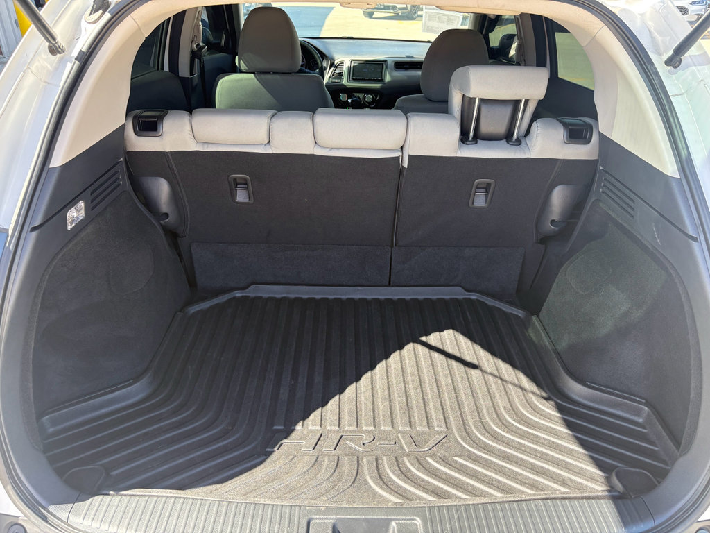 Certified 2022 Honda HR-V LX image 25