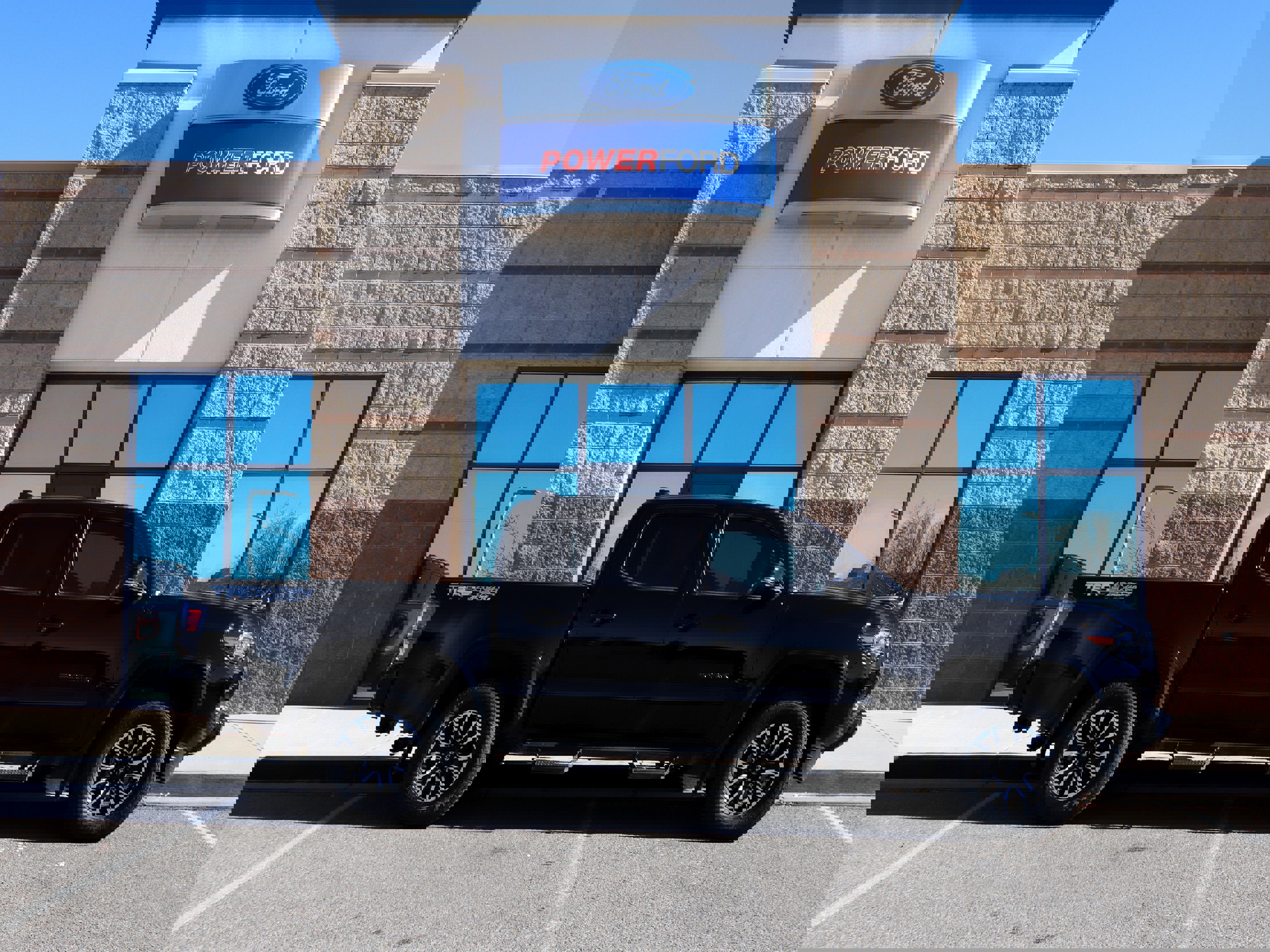 Used 2023 Toyota Tacoma TRD Sport V6 image 5