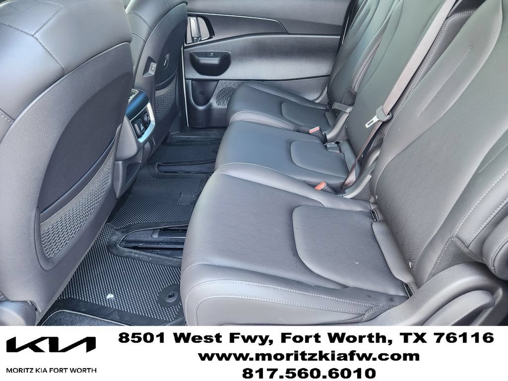 New 2026 Kia Carnival SX w/ SX Dark Edition Package FWD image 20